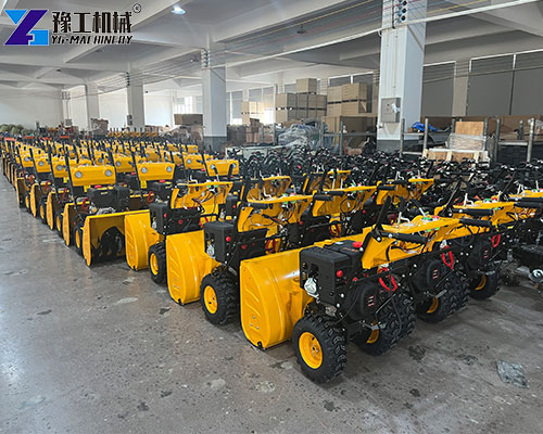 sidewalk snow machine