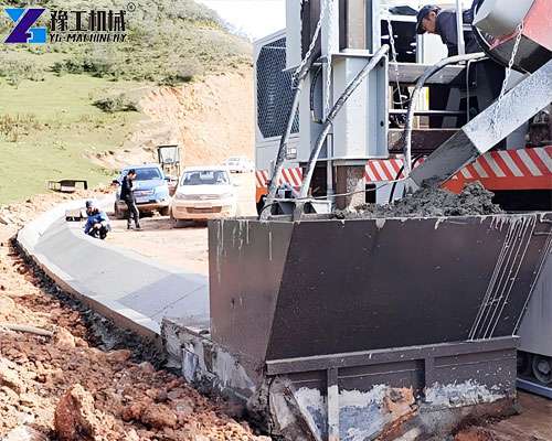 curb extrusion machine paving straight and curved curbs
