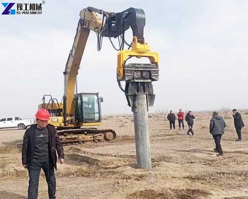 hydraulic piling equipment construction site