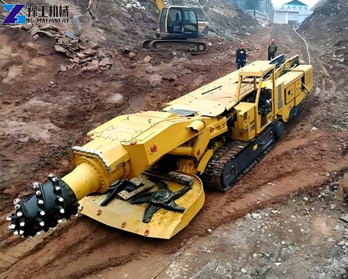 Excavator milling head for controlled tunnel excavation and profiling
