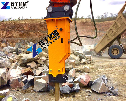 Hydraulic breaker for hard rock breaking with excavator